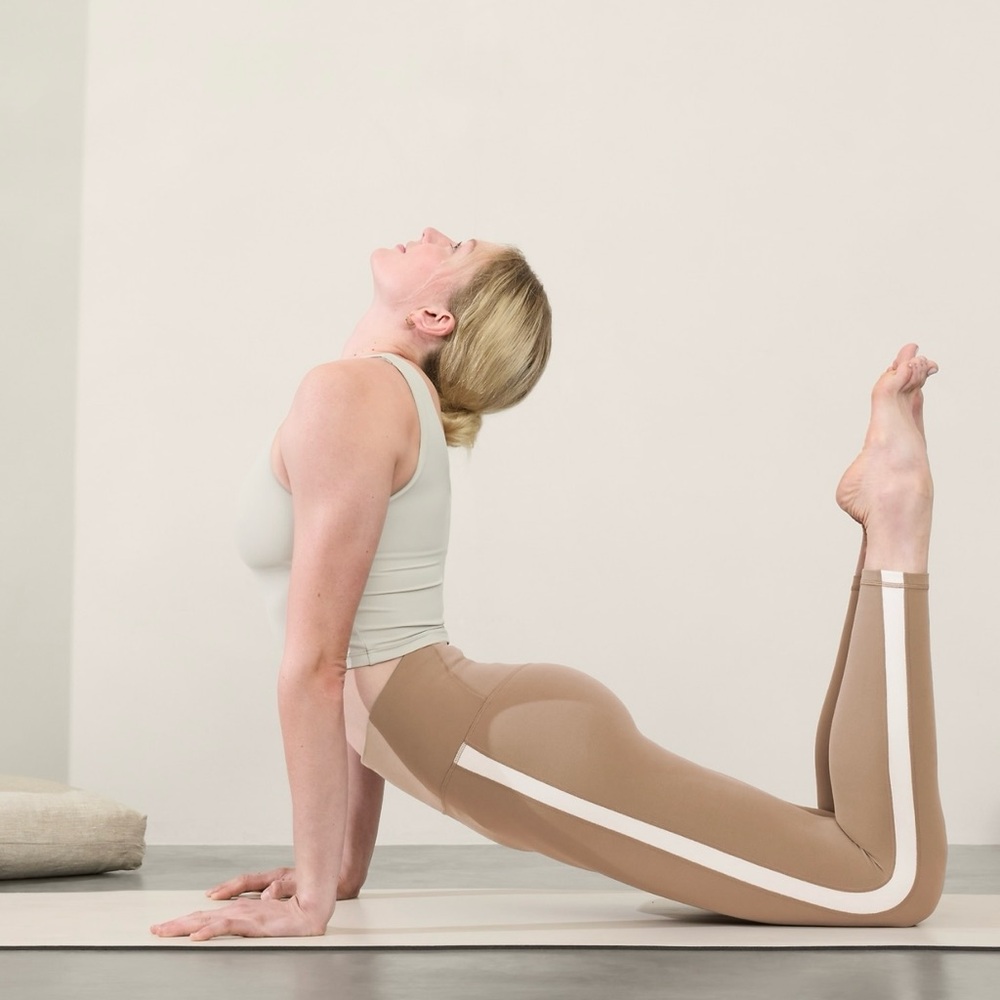 Athleta Elation Colorblock 7/8 Tight